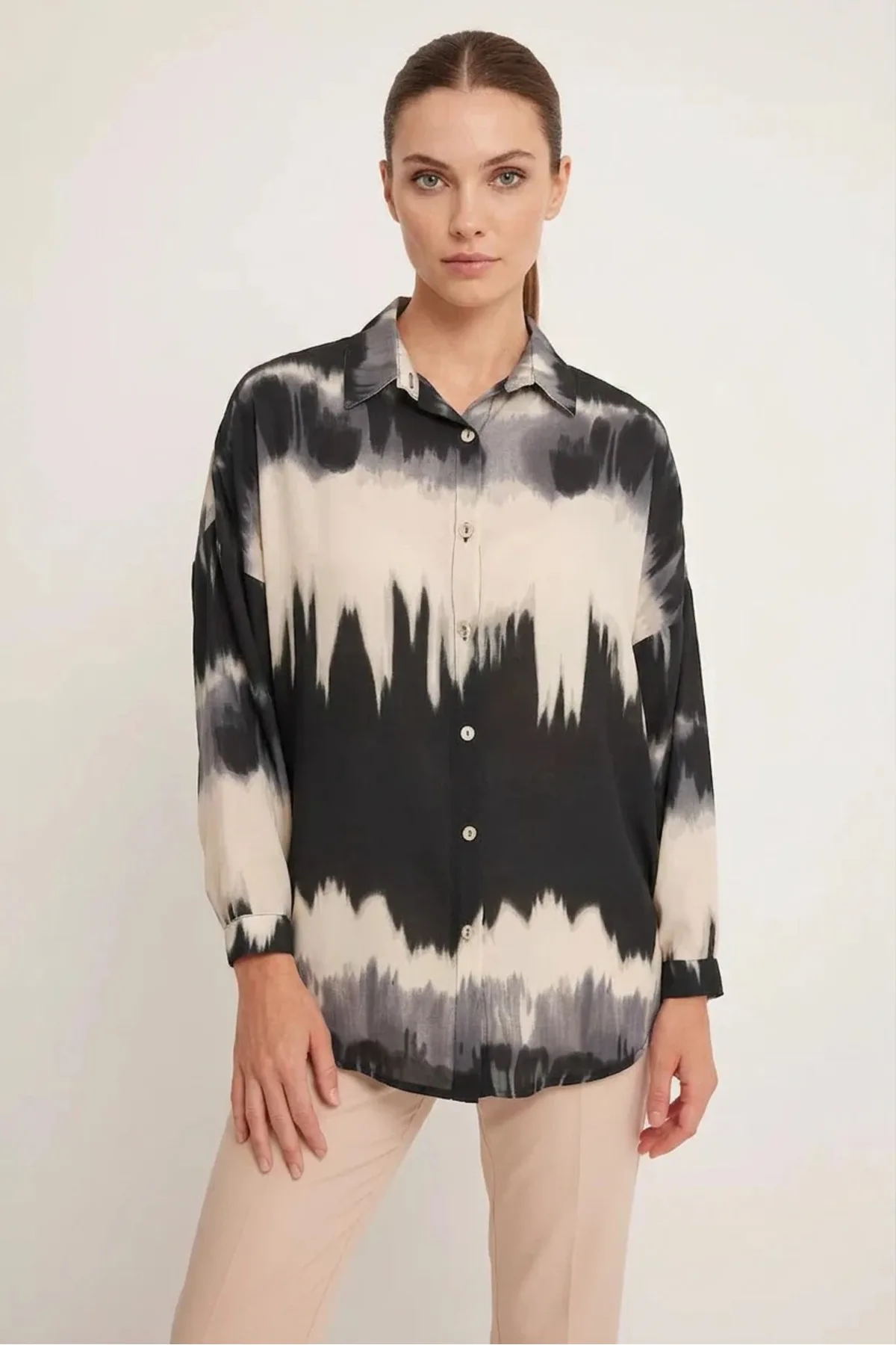 Kadın Oversize Desenli Turuncu Siyah Gömlek