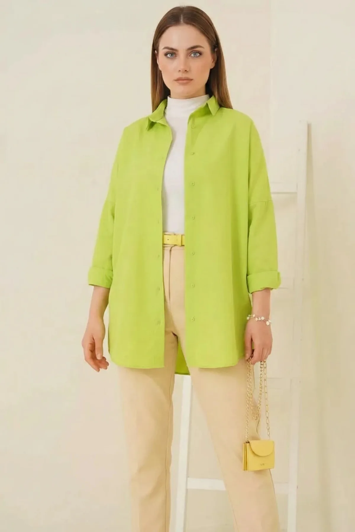 Kadın Oversize Basic Pamuklu Çağla Yeşili Tesettür Gömlek
