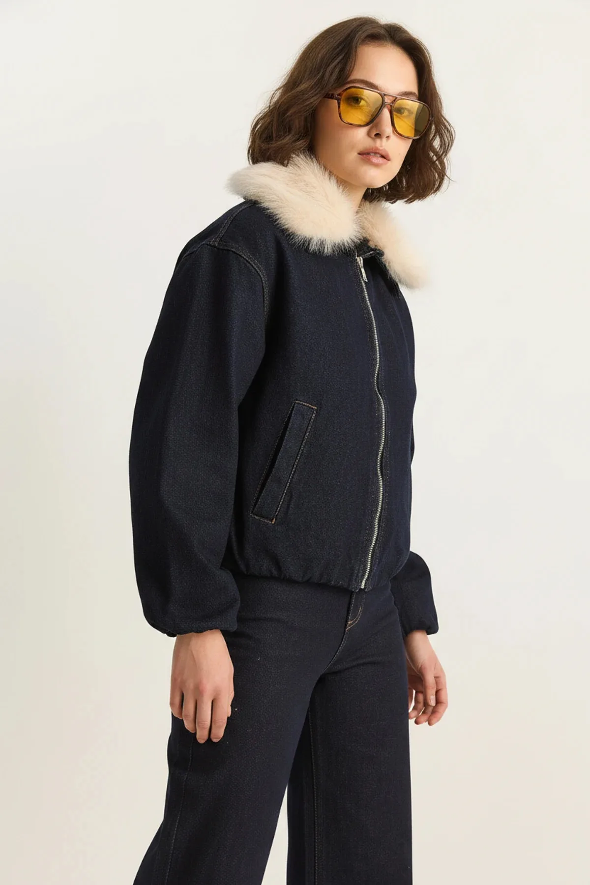 Kadın Seyyar Suni Kürk Yaka Astarlı Cep Detaylı Denim Bomber Lacivert Ceket Pantolon Takım
