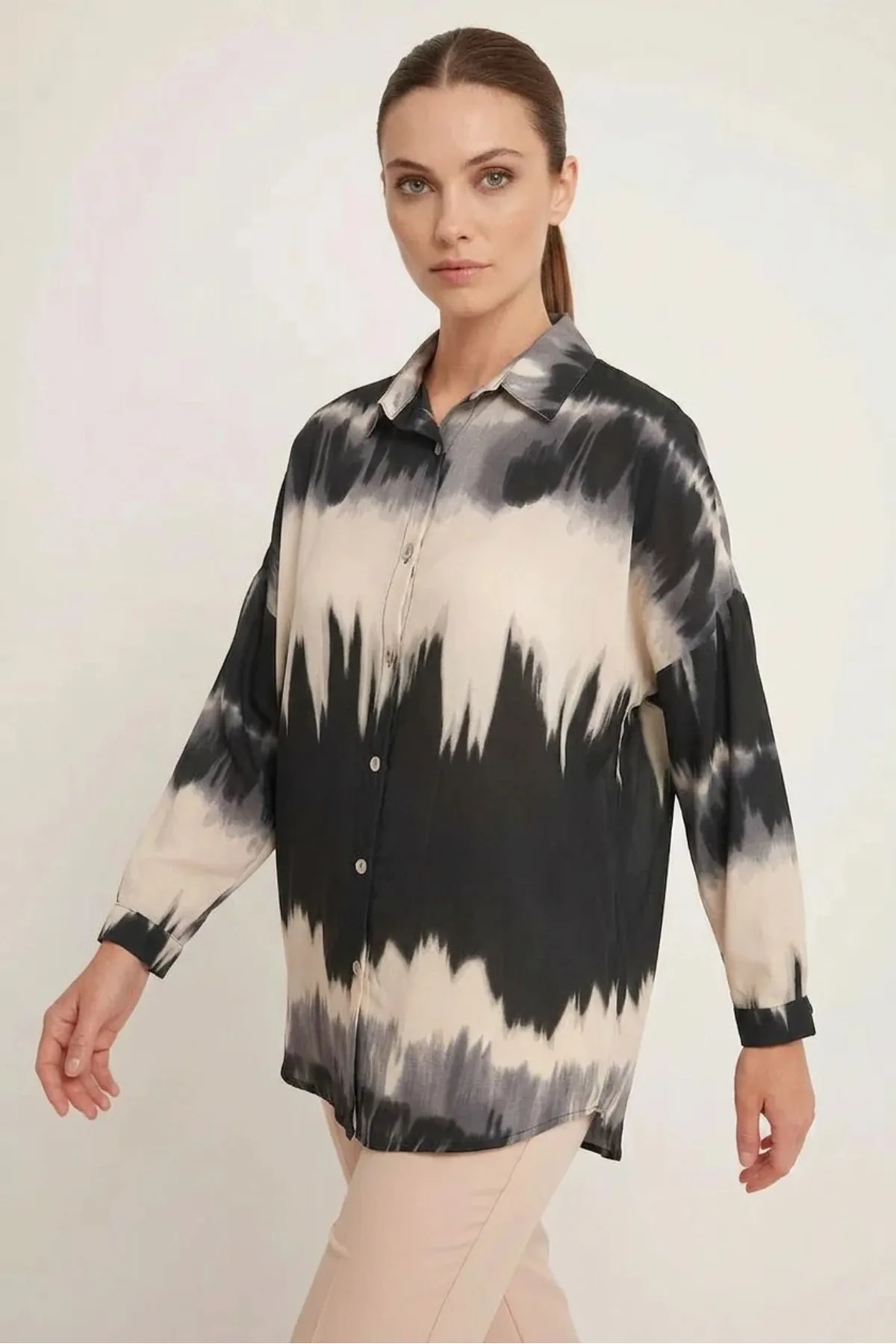 Kadın Oversize Desenli Turuncu Siyah Gömlek