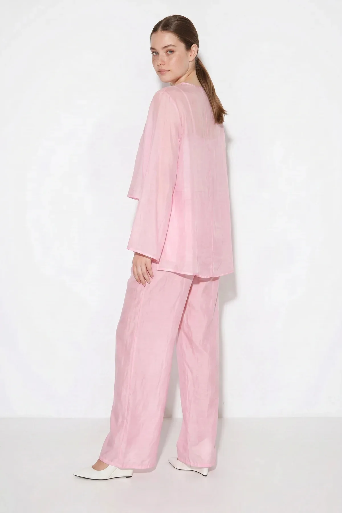Kadın Pelerin Bluz Beli Lastikli Bağlamalı Bol Pantolonlu Pembe Takım