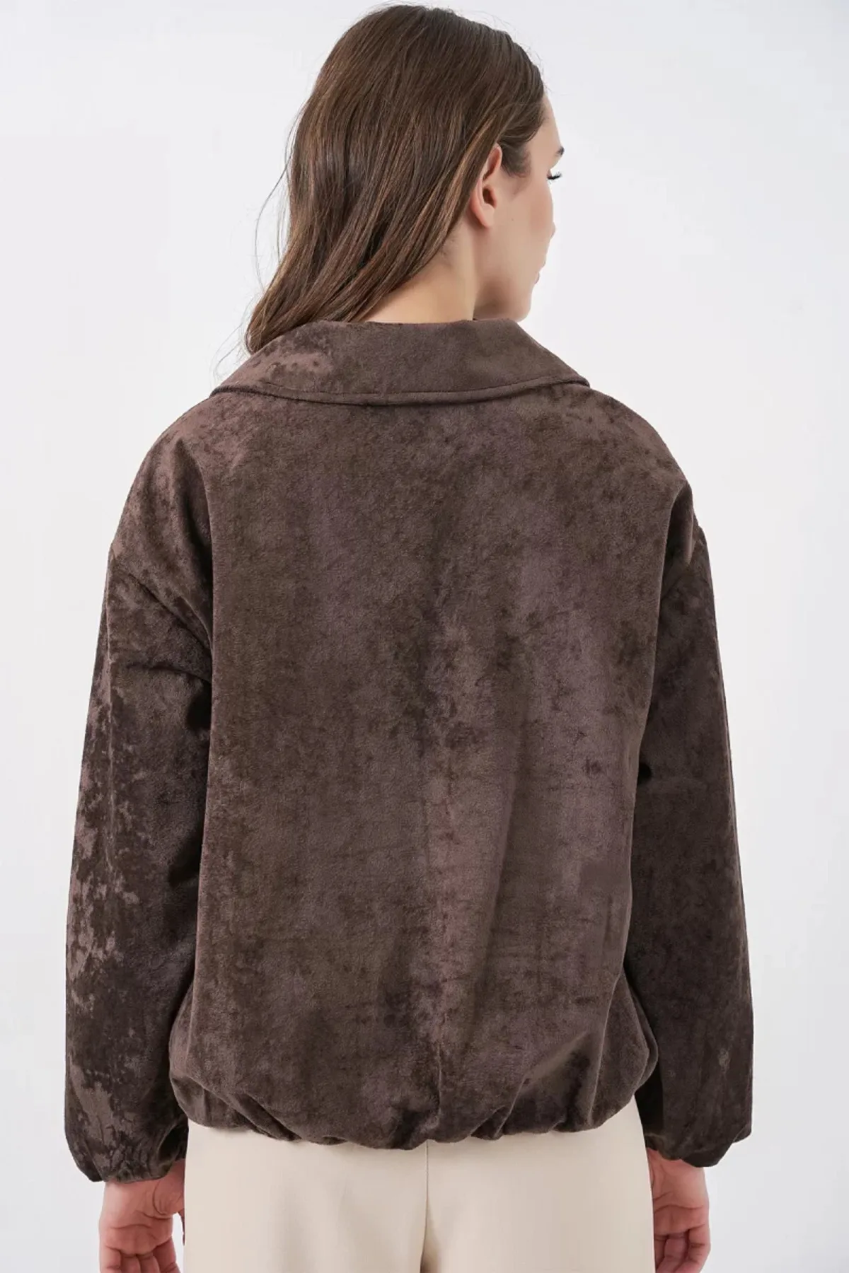 Kadın Klasik Yaka Normal Büzgülü Oversize Kadife Kahverengi Ceket