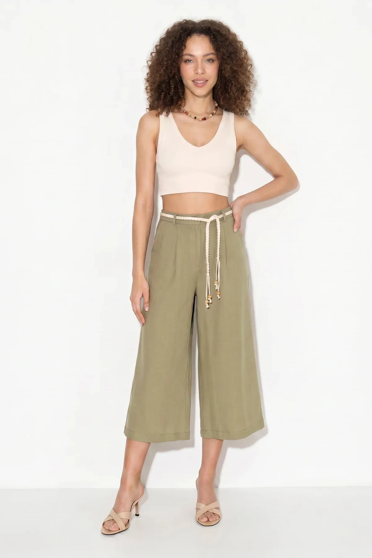 Kadın Astarlı Keten Cepli Kemer Detaylı Bol Paça Culotte Çağla Yeşili Pantolon