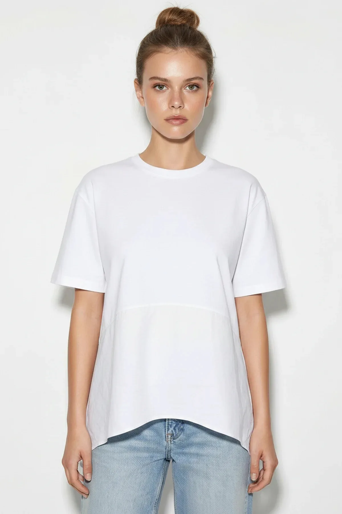 Kadın Garnili Asimetrik Kesim Oversize Basic T Shirt Beyaz
