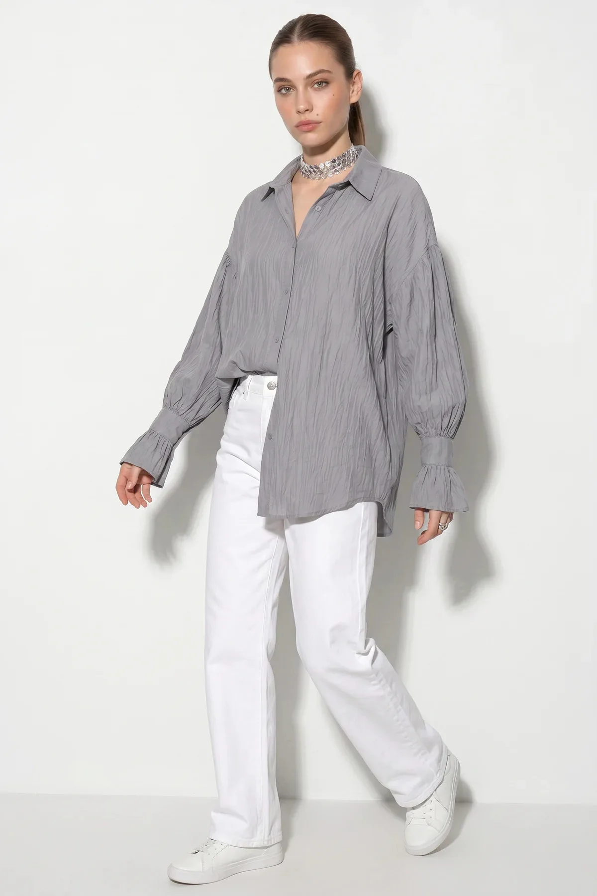 Kadın Fırfır Manşet Detaylı Oversize Füme Gömlek