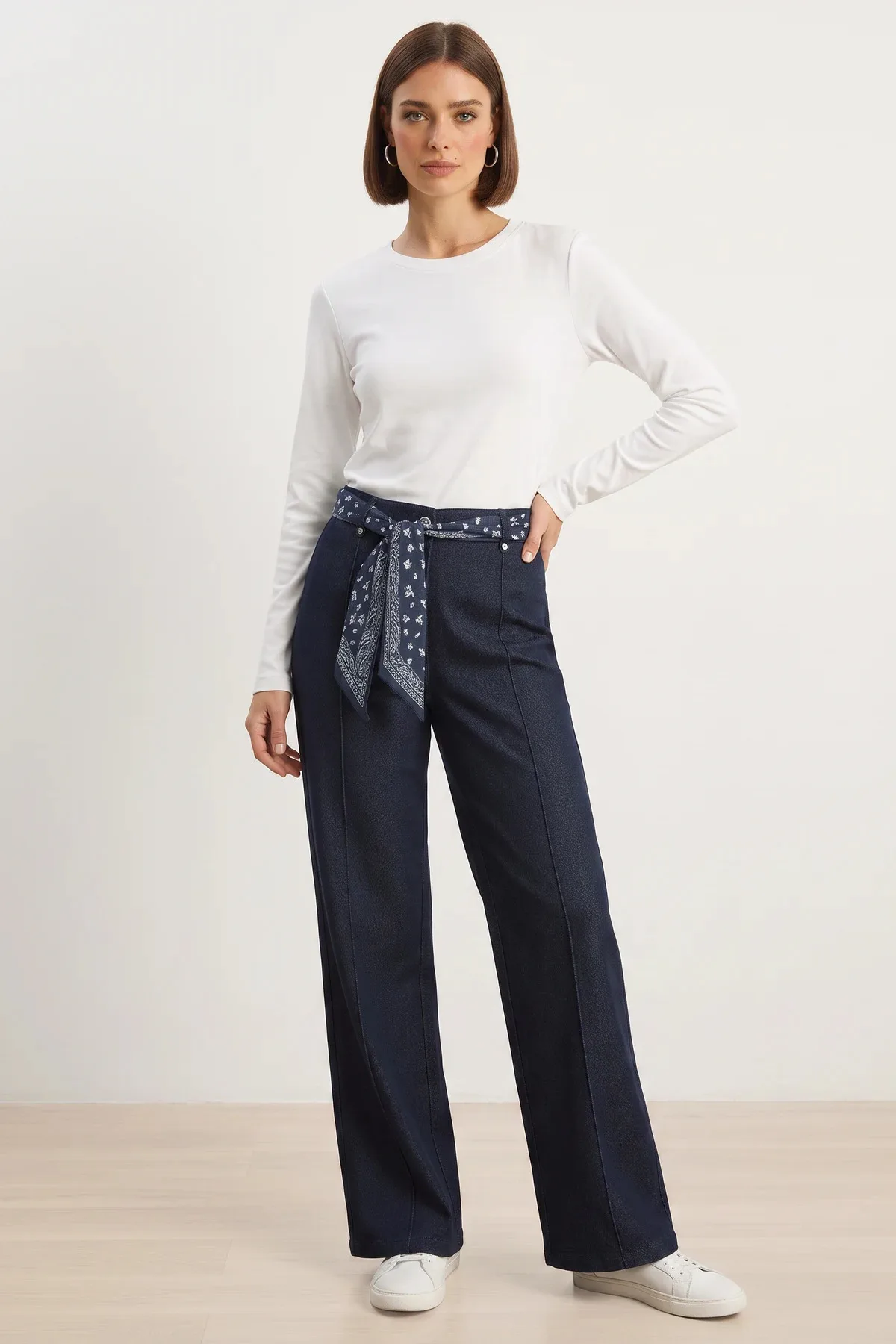 Kadın Saten Kemer Detaylı Wide Leg Denim Lacivert Pantolon