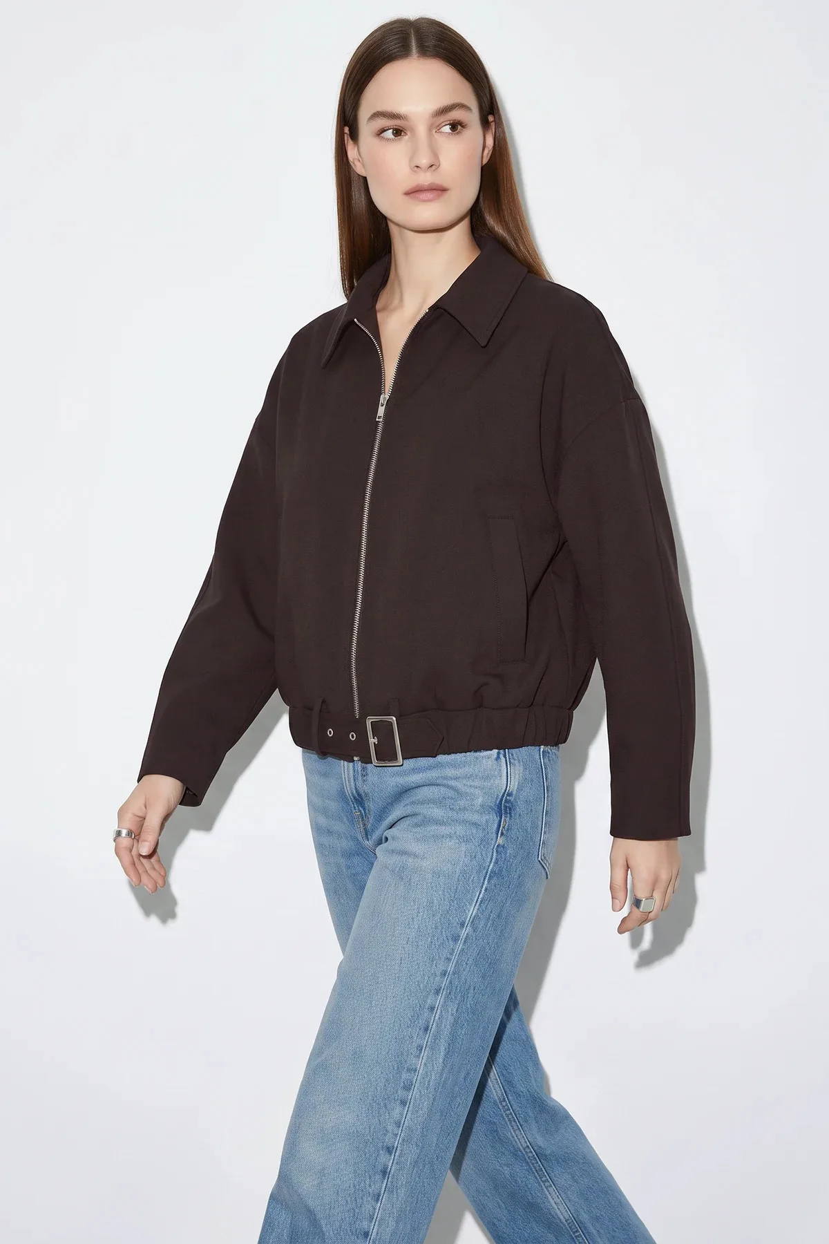 Kadın Oversize Kemer Detaylı Fermuarlı Astarlı Bomber Acı Kahve Ceket