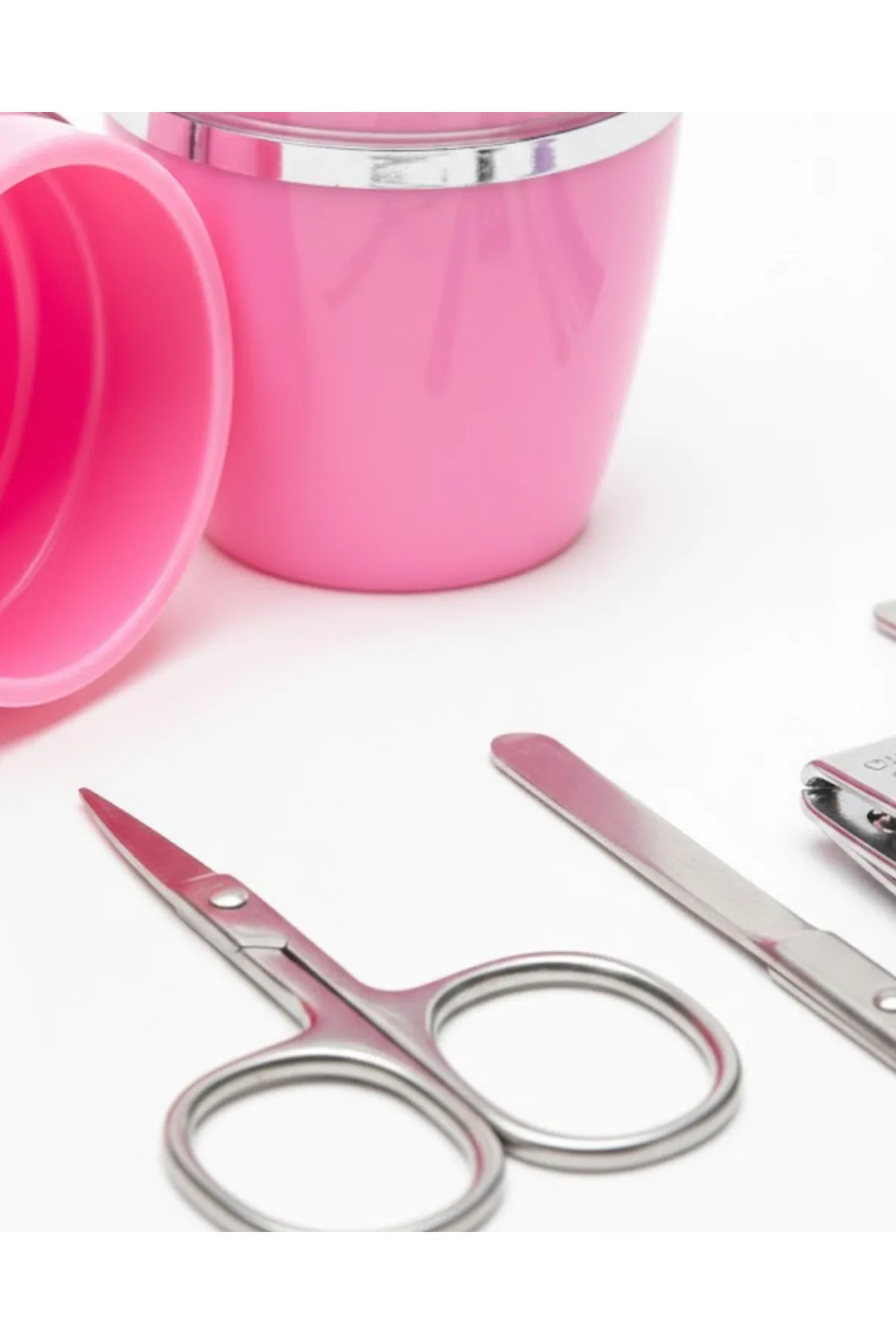 Tırnak Bakım Manikür Pedikür Seti 4 Parça Pembe Minimal ve Dayanıklı