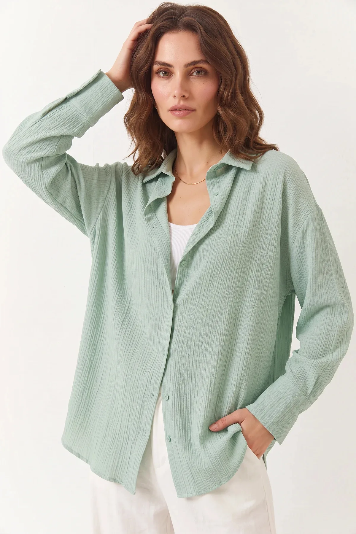 Kadın Düşük Omuz Oversize Basic Bürümcük Mint Yeşili Gömlek
