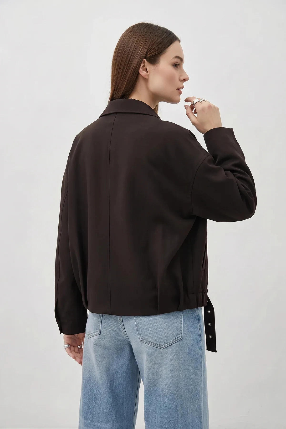 Kadın Oversize Kemer Detaylı Fermuarlı Astarlı Bomber Acı Kahve Ceket