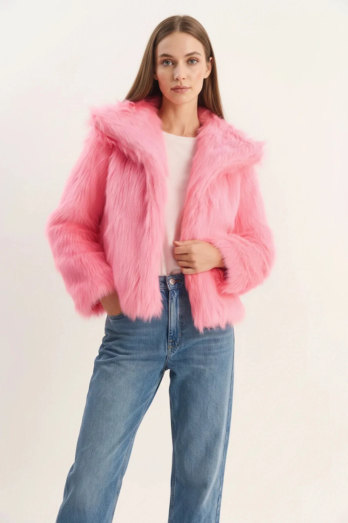 Kadın Geniş Yakalı Astarlı Kısa Suni Kürk Şeker Pembe Ceket
