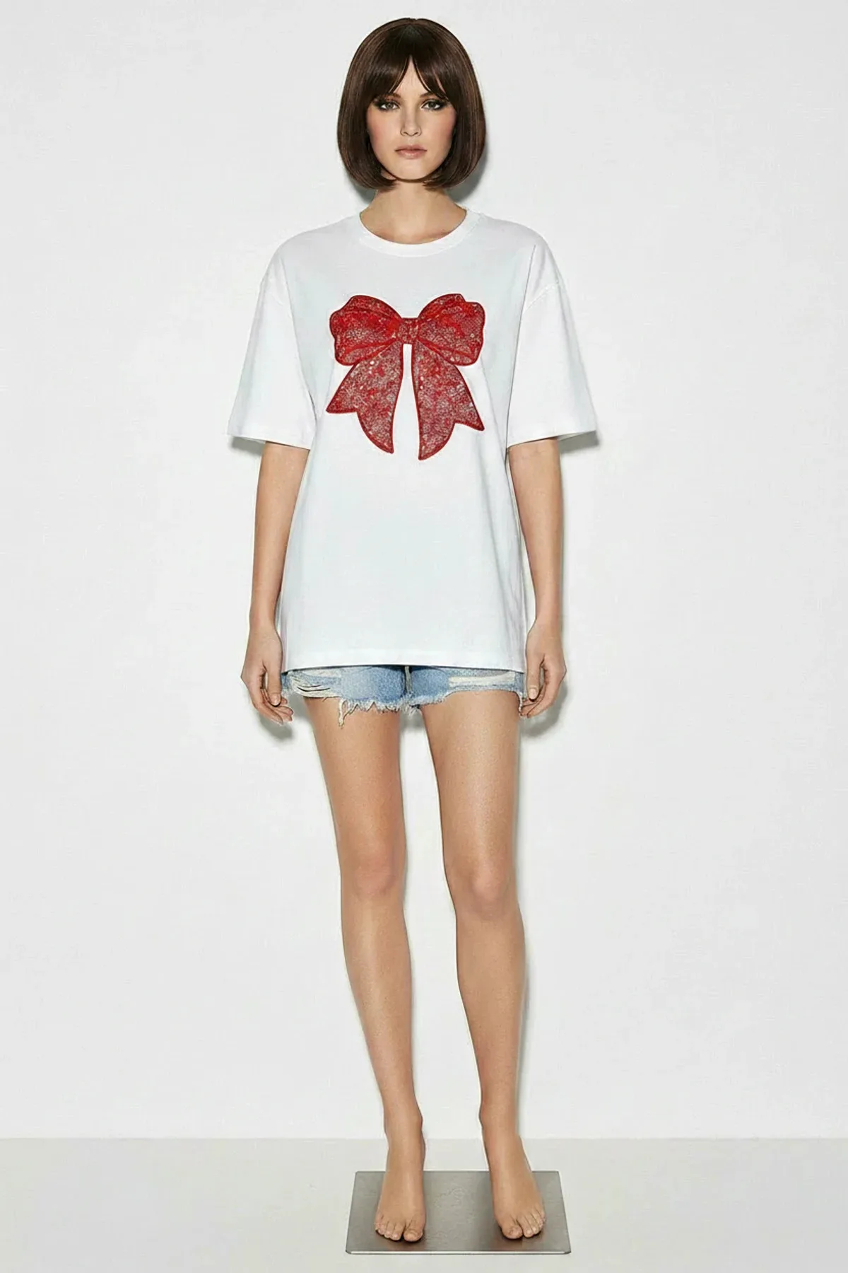 Kadın Pamuklu Kadife Fiyonk Baskılı Oversize Bisiklet Yaka T Shirt Beyaz