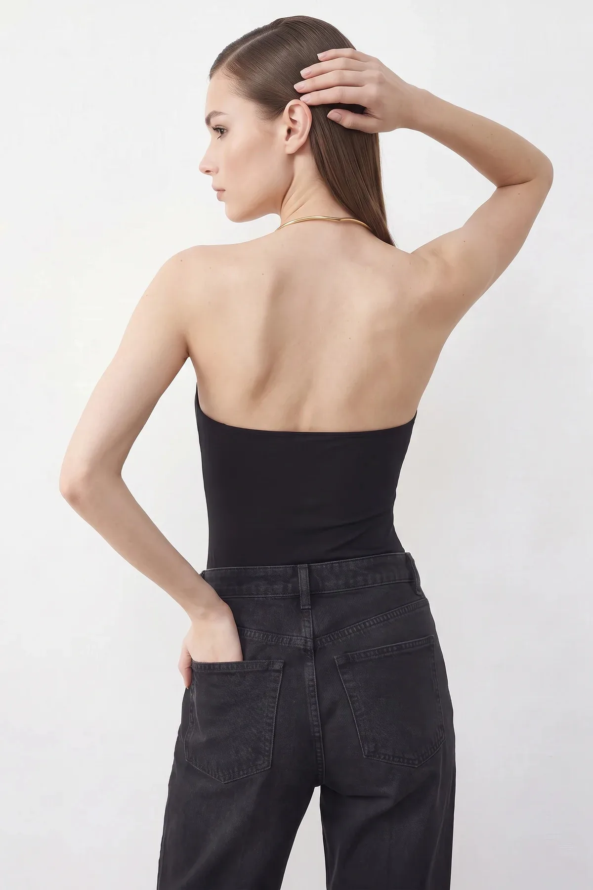 Kadın Boyundan Aksesuarlı Degaje Yaka Altı Çıtçıtlı Bodysuit Siyah Bluz