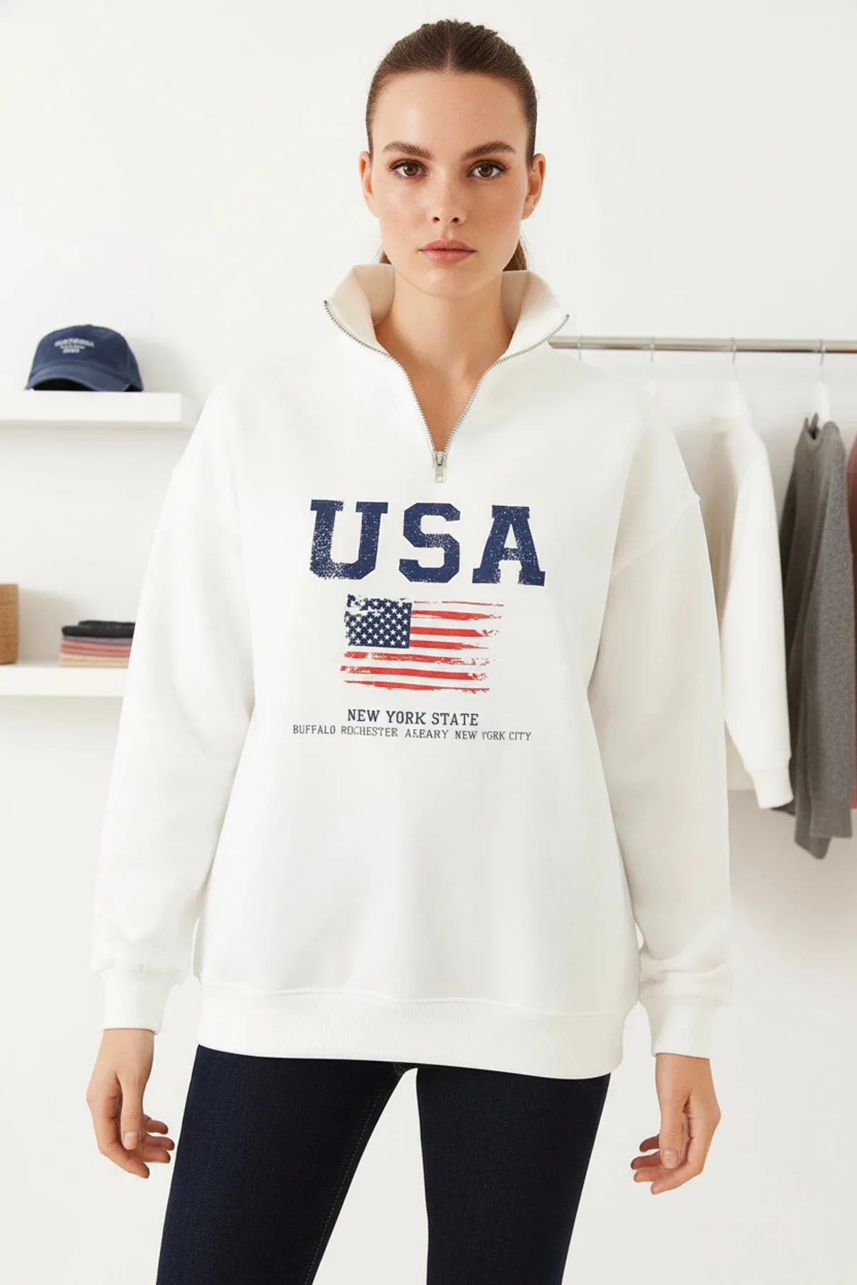 Kadın USA Baskılı Dik Yaka Beyaz Sweatshirt