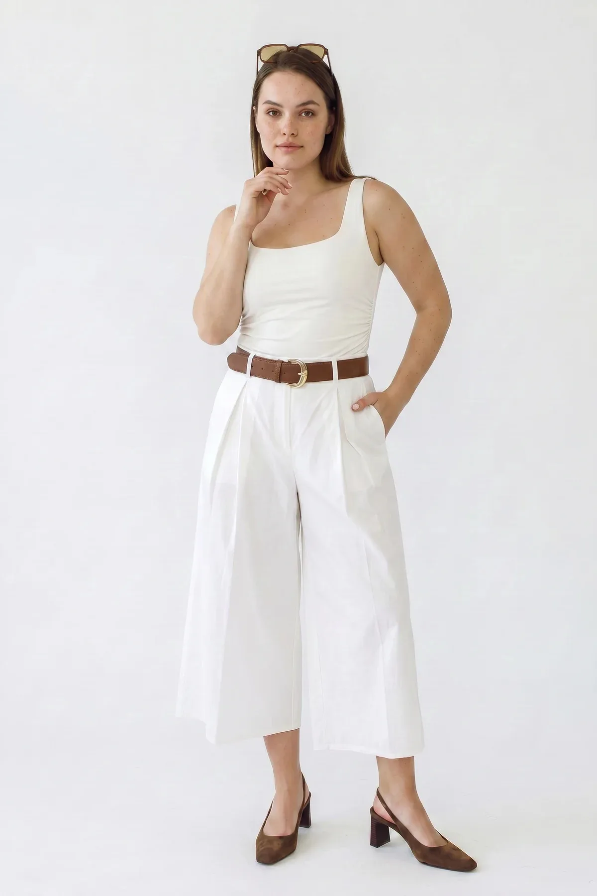 Kadın Yüksek Bel Pile Detaylı Geniş Paça Culotte Beyaz Pantolon