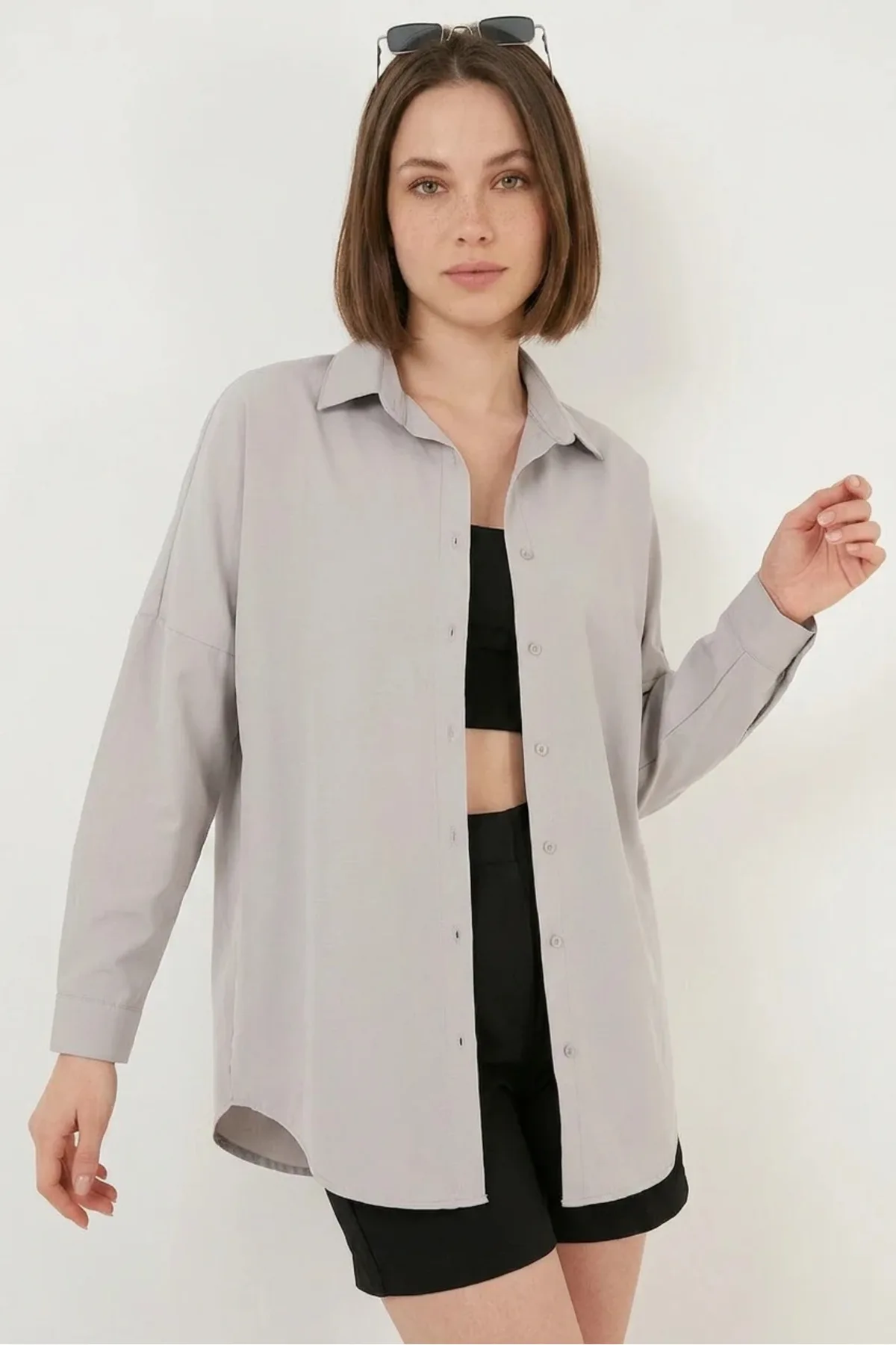 Kadın Oversize Kesim Basic Pamuklu Haki Gömlek