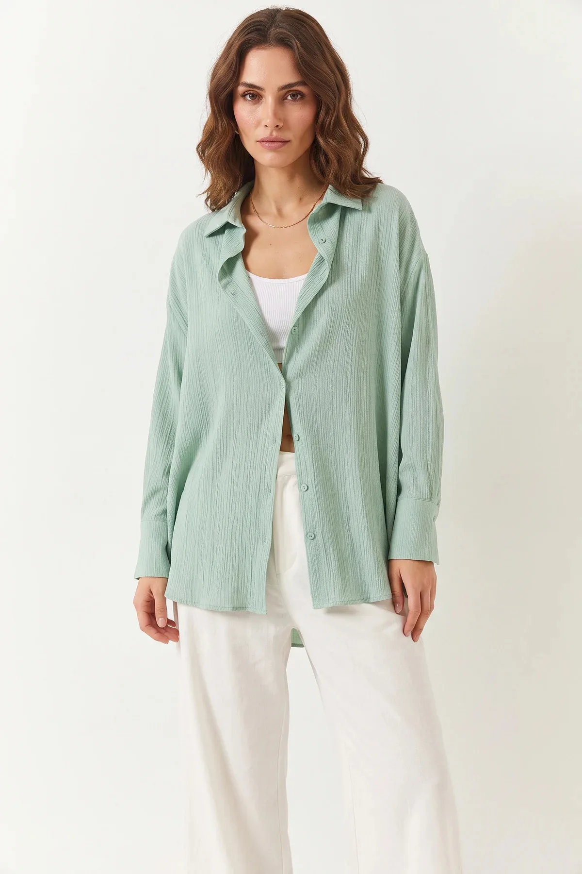 Kadın Düşük Omuz Oversize Basic Bürümcük Mint Yeşili Gömlek