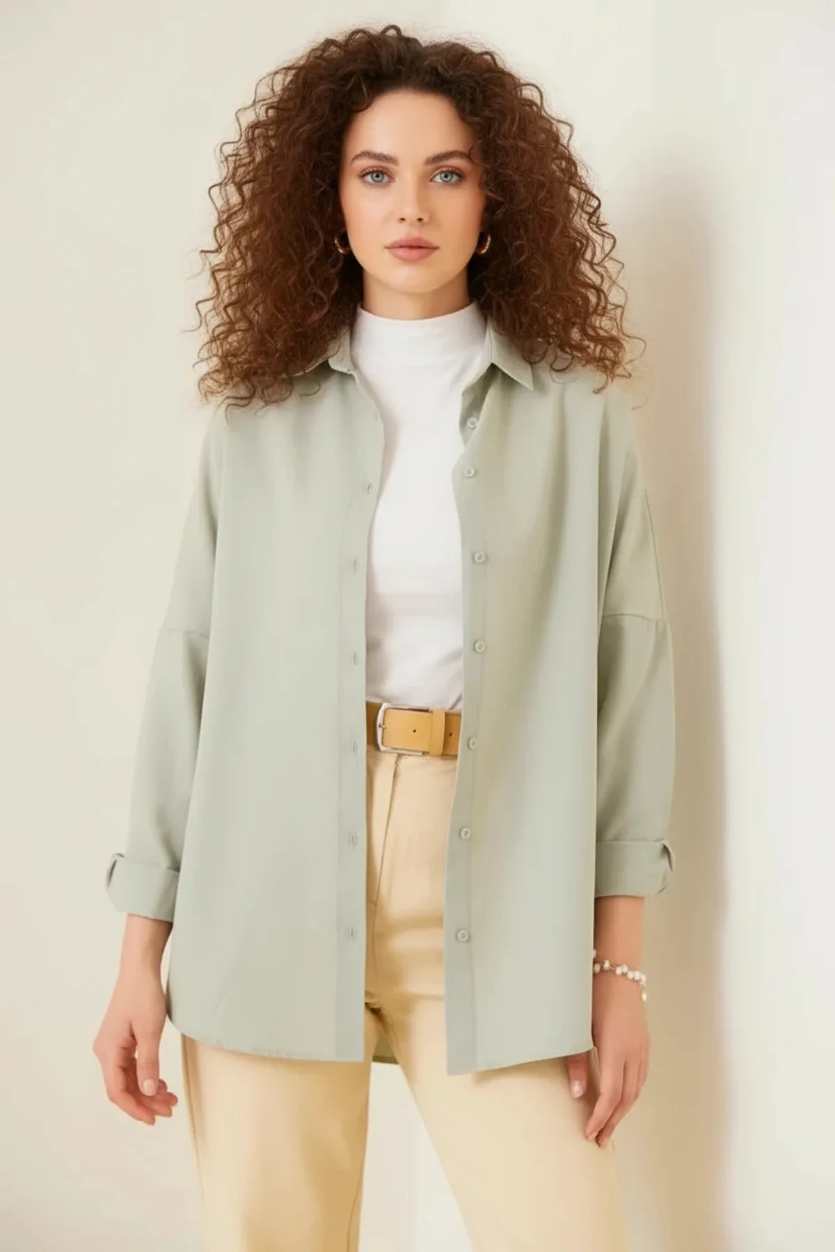 Kadın Oversize Basic Pamuklu Çağla Yeşili Tesettür Gömlek