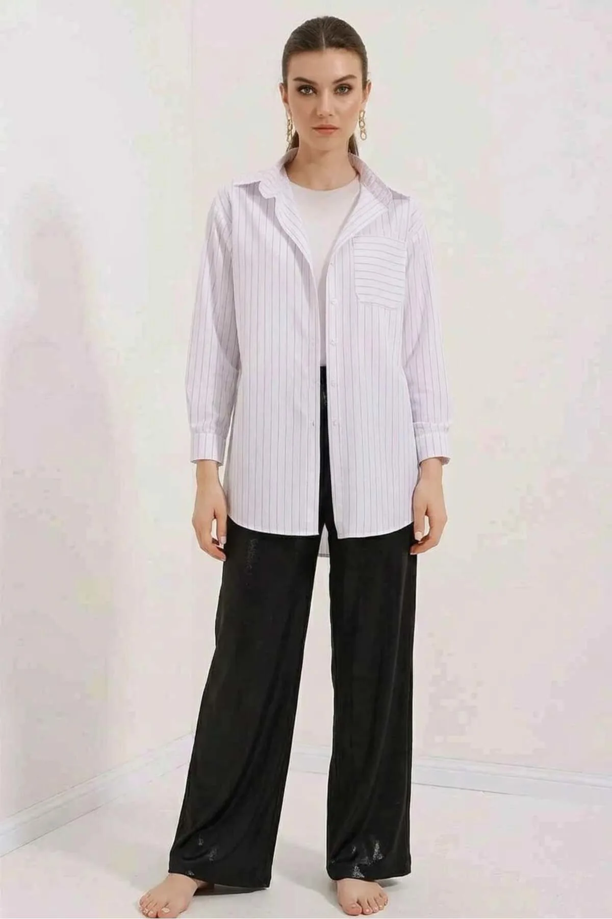 Kadın Oversize Çizgili Pamuklu Beyaz Gömlek