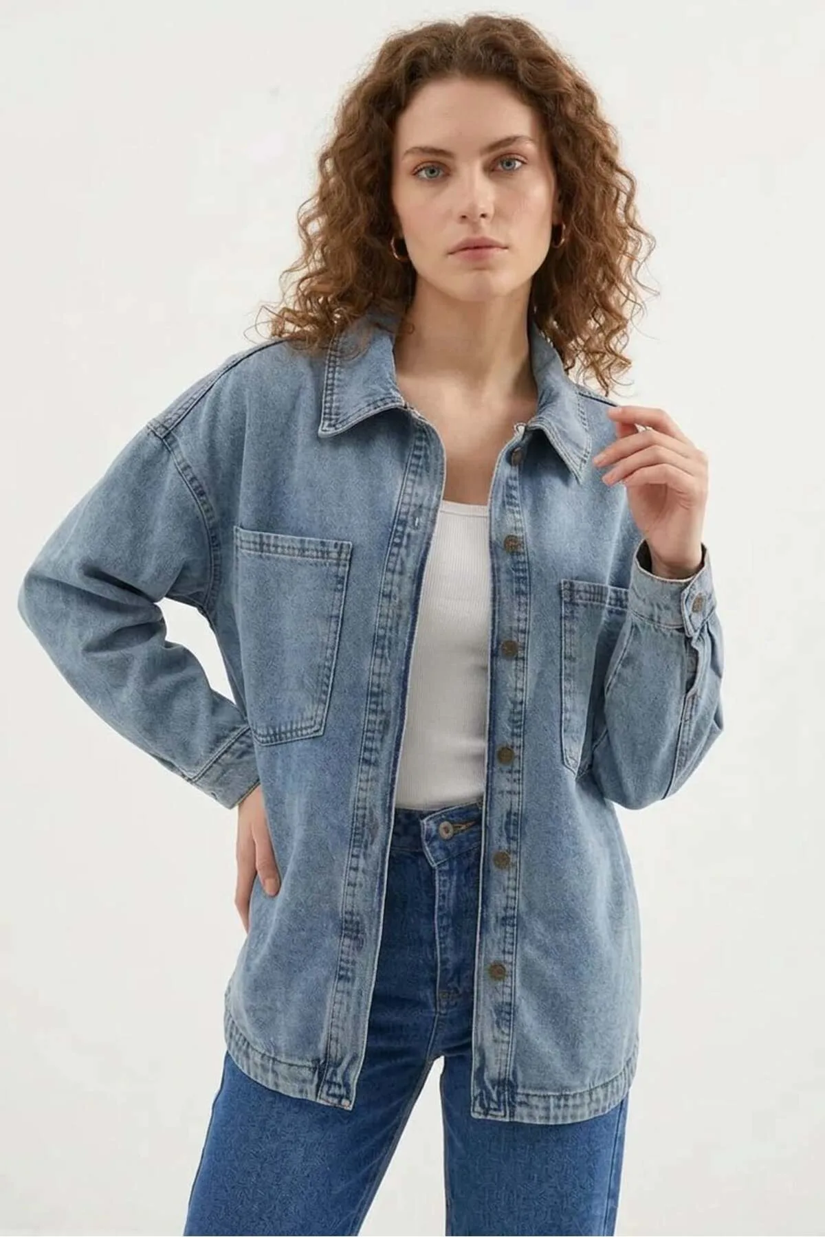 Kadın Gömlek Yaka Çift Cepli Oversize Pamuklu Buz Mavisi Ceket