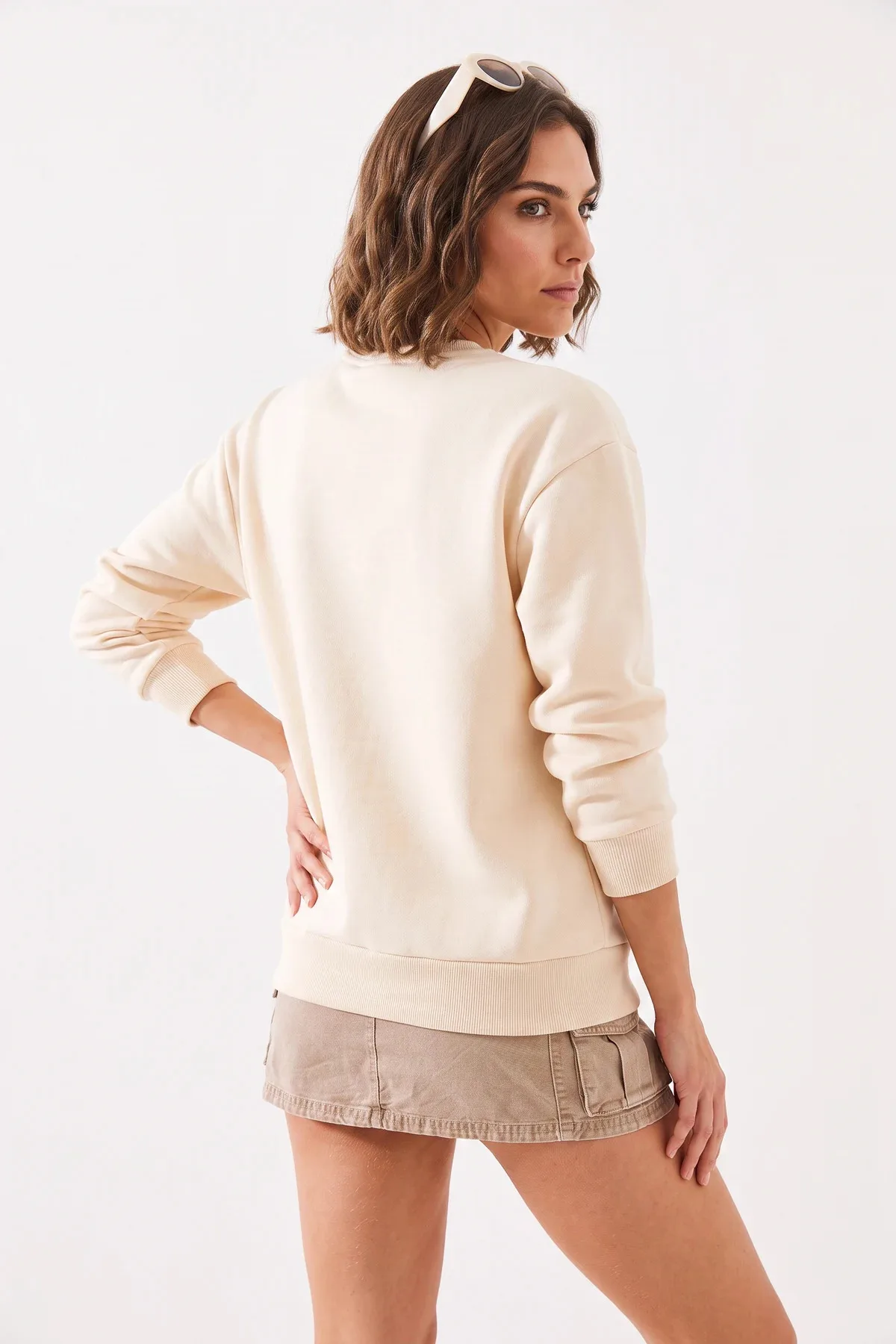 Kadın Üç İplik Şardonlu Renkli Kalp Baskılı Gri Melanj Sweatshirt